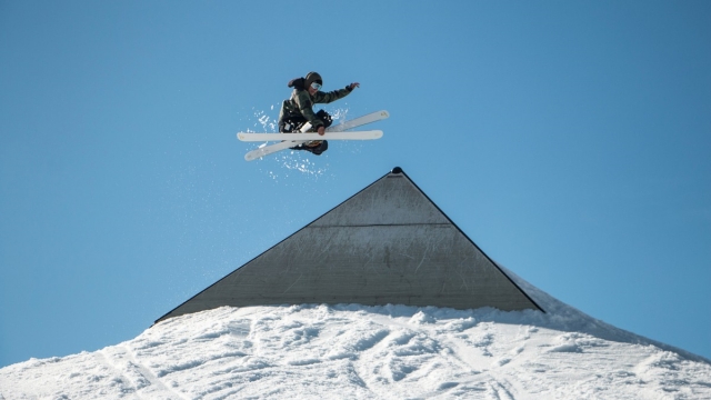 米乐M6集团：健身房冬天室内穿什么裤子