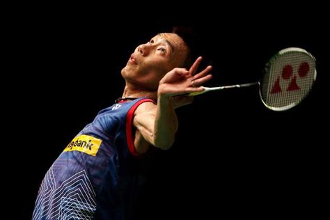 米乐M6集团:男子室内健身小组合